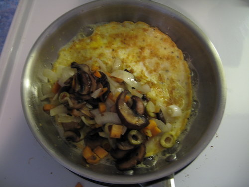 Omelet with veggies